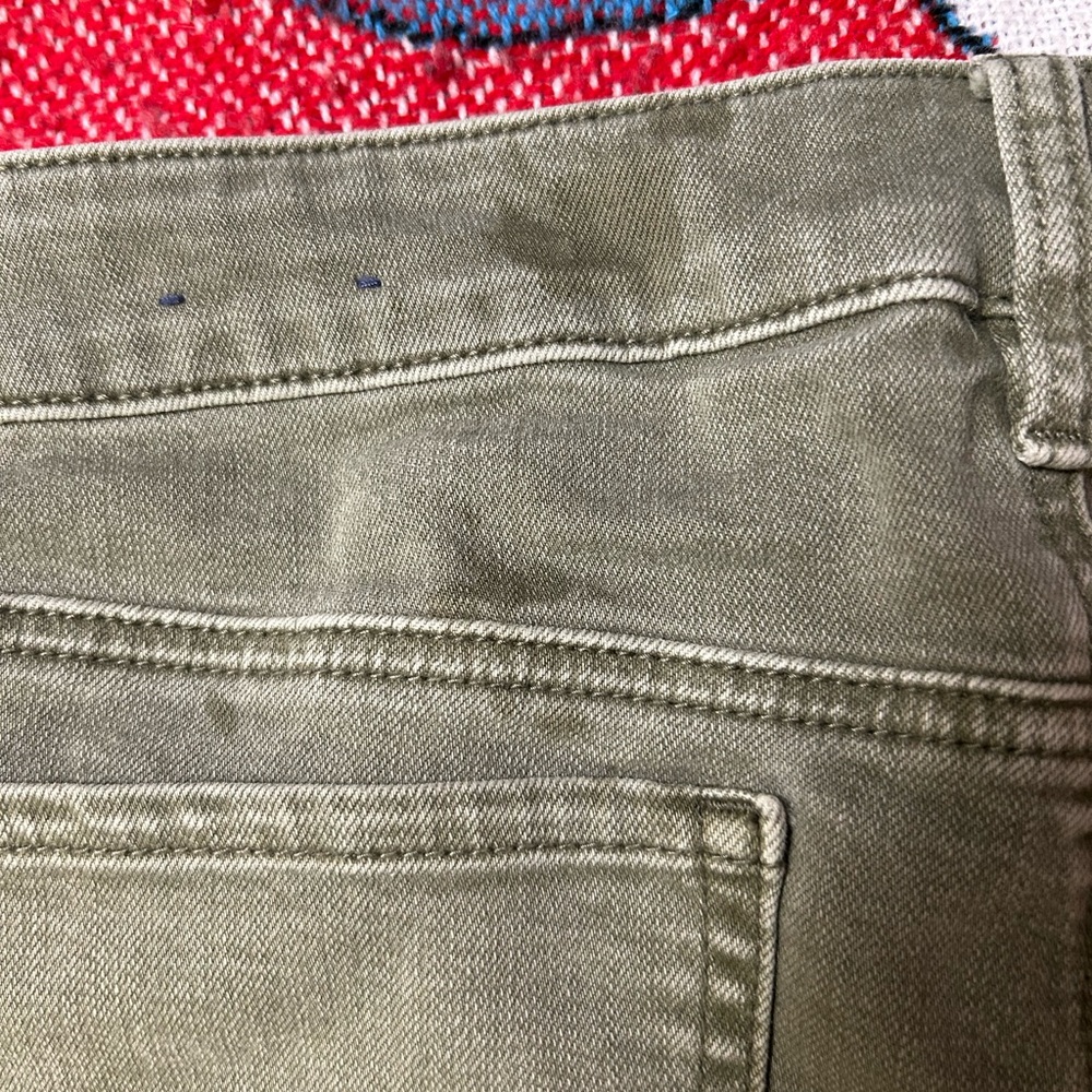 AE High Rise Shortie - Picture 7 of 7
